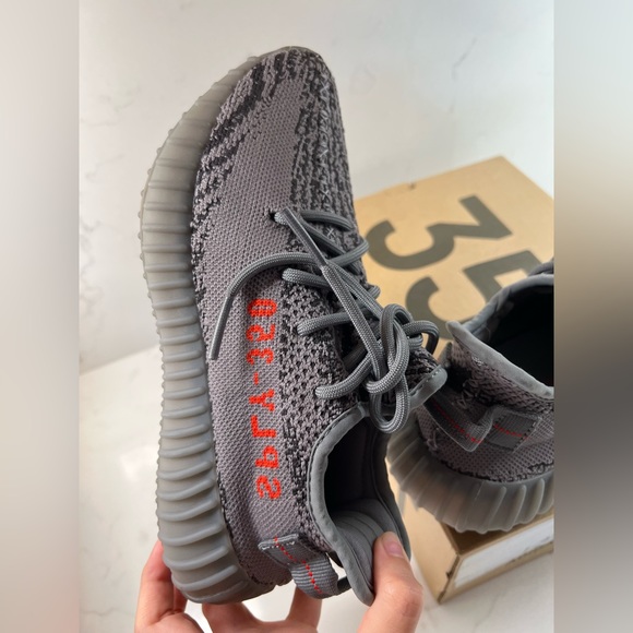 YEEZY BOOST 350 V2 Beluga 2.0 - Picture 8 of 11